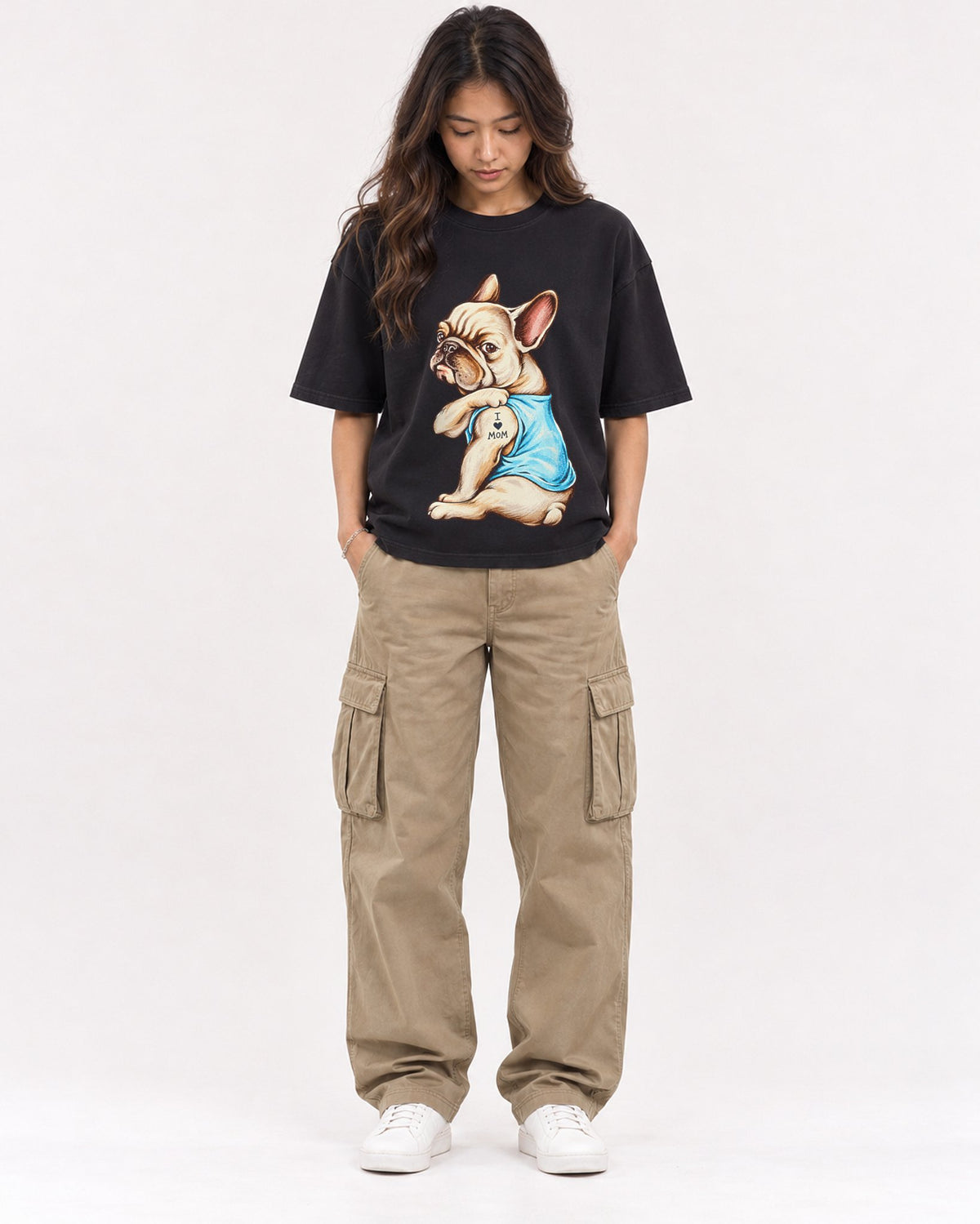Mockup Boxy Heavyweight Tee Black female full-body 02