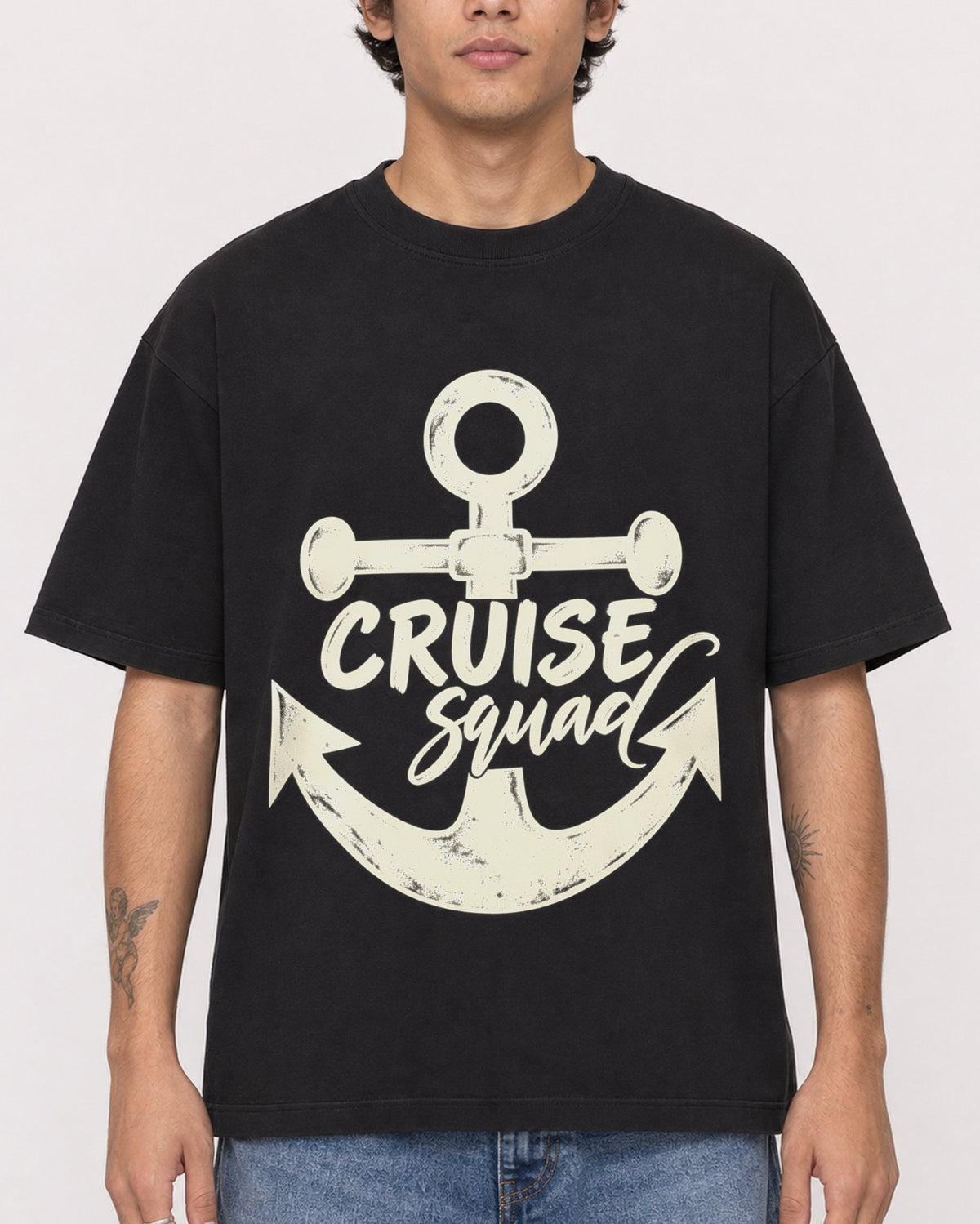 Mockup Boxy Heavyweight Tee Black male close-up 06