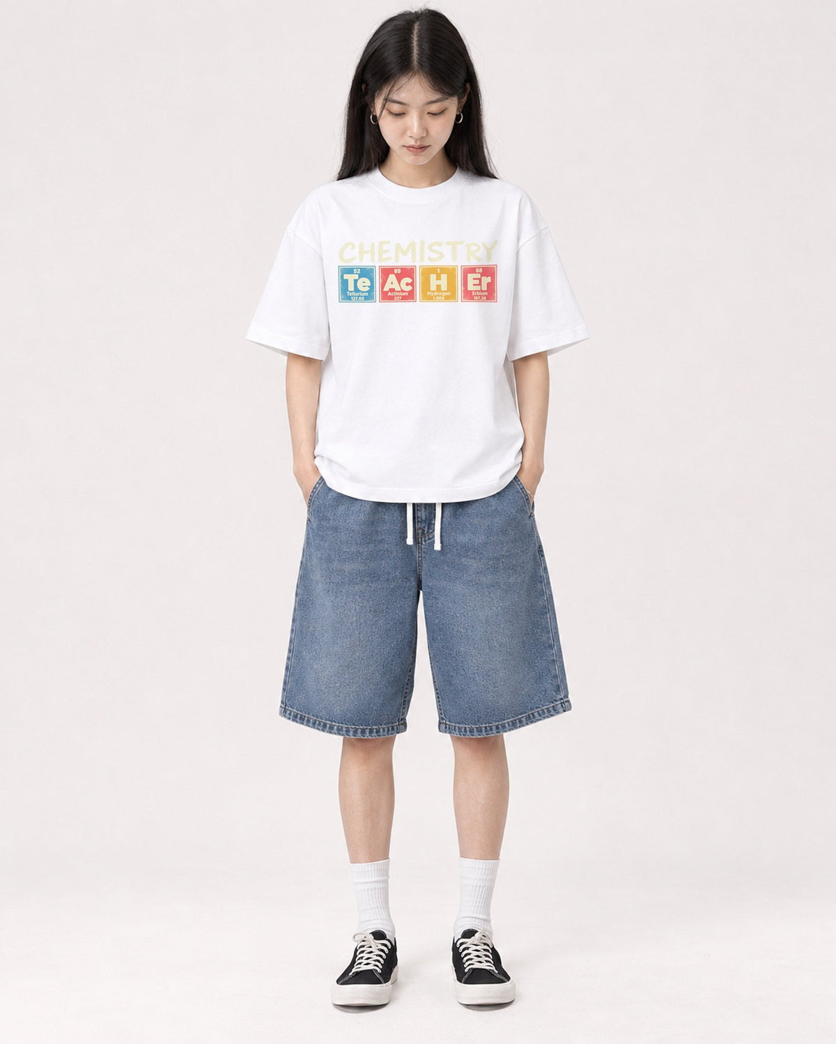 Mockup Boxy Heavyweight Tee White female full-body 01