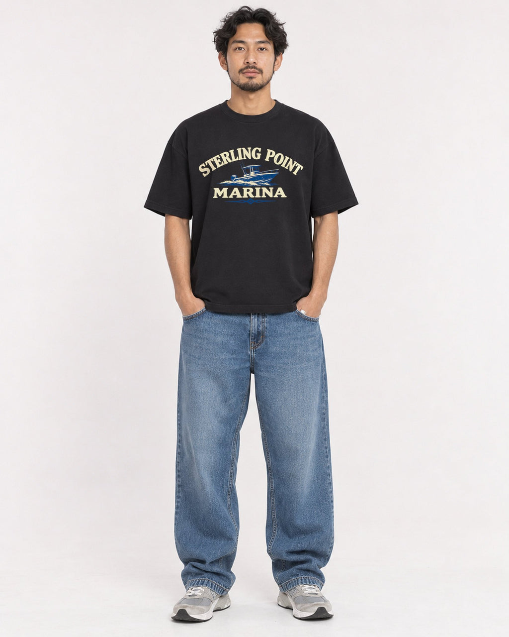 Mockup Boxy Heavyweight Tee Black male full-body 02