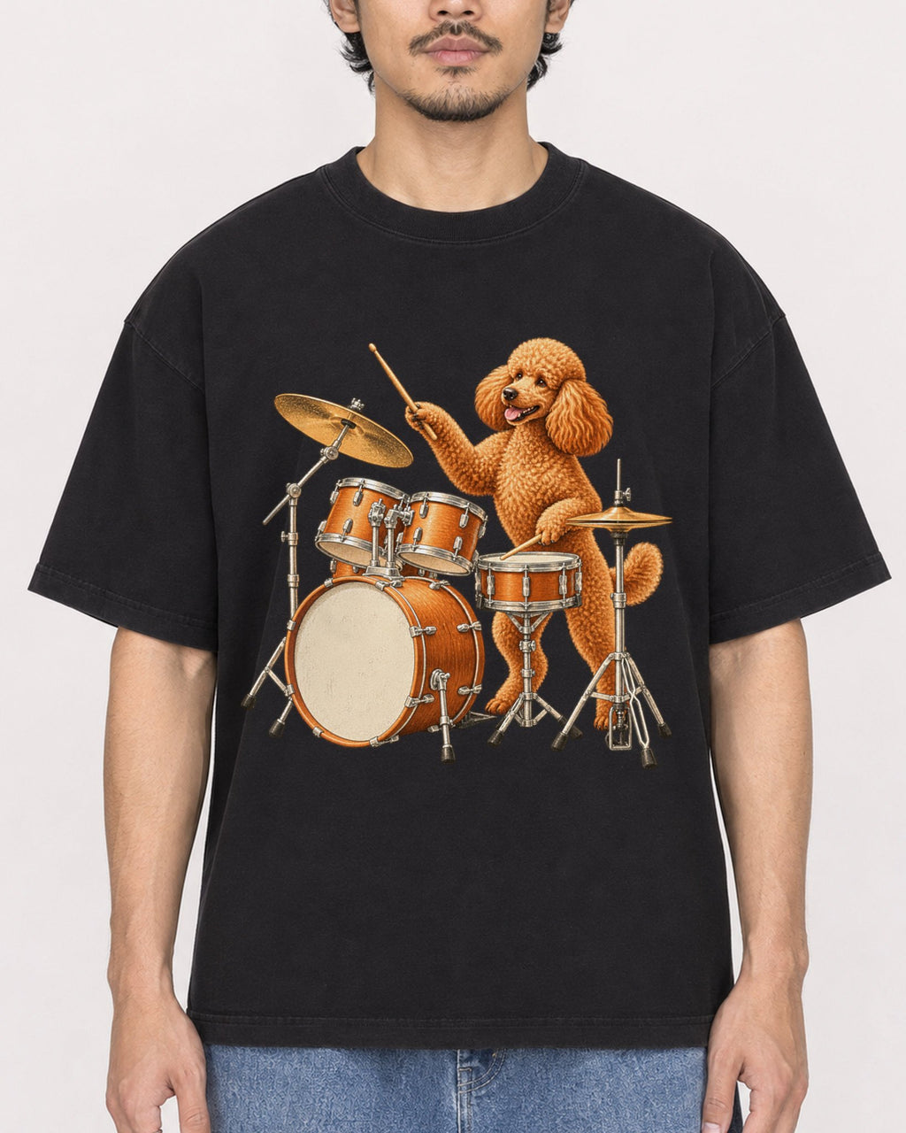 Mockup Boxy Heavyweight Tee Black male close-up 02