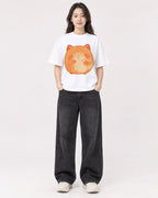 Mockup Boxy Heavyweight Tee White female full-body 03
