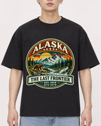Mockup Boxy Heavyweight Tee Black male close-up 01