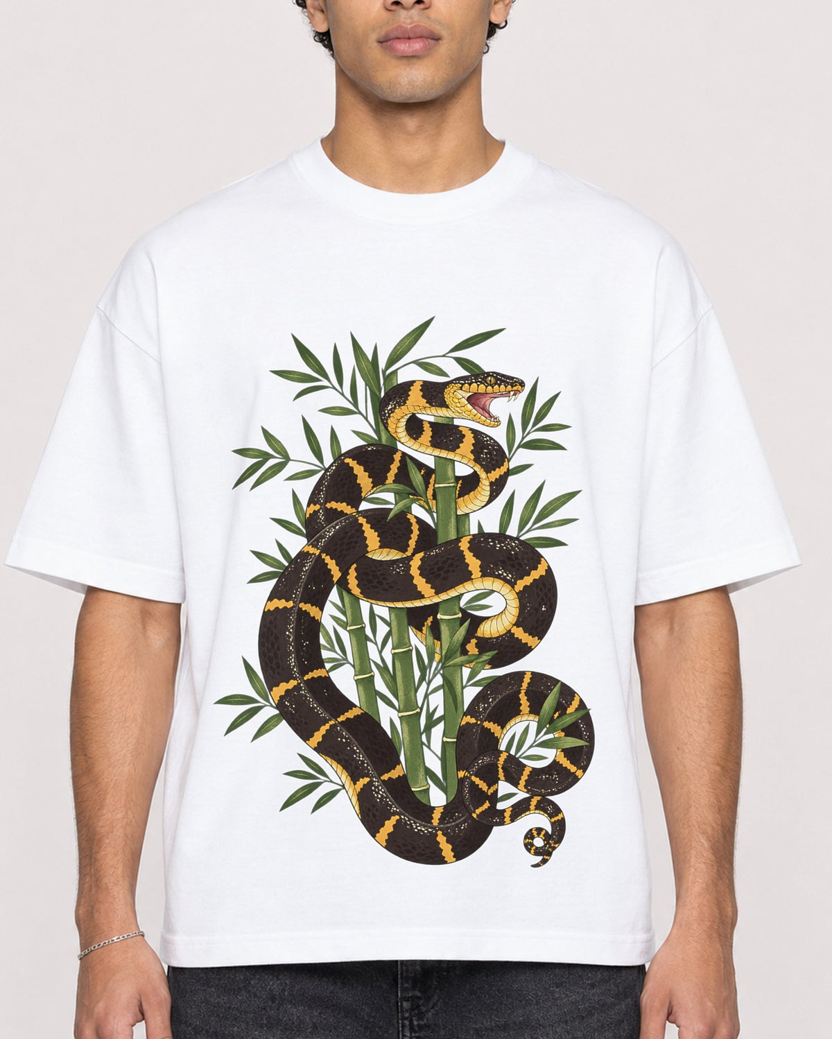 Mockup Boxy Heavyweight Tee White male close-up 10