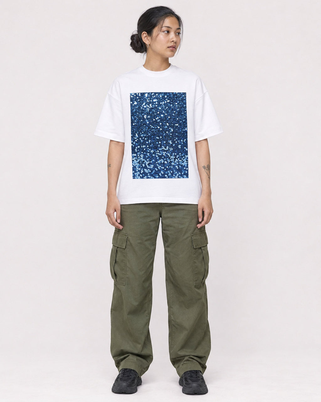 Mockup Boxy Heavyweight Tee White female full-body 12