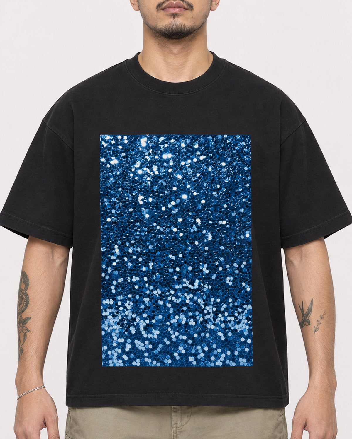 Mockup Boxy Heavyweight Tee Black male close-up 12
