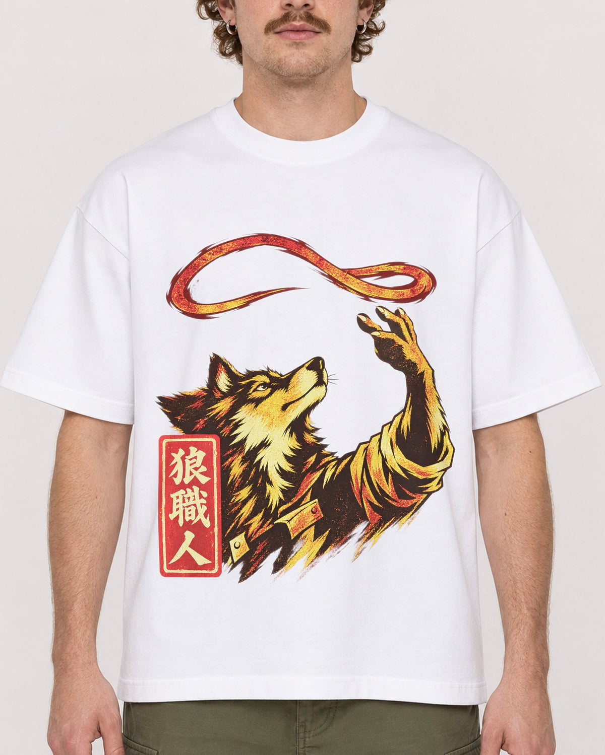 Mockup Boxy Heavyweight Tee White male close-up 09
