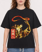 Mockup Boxy Heavyweight Tee Black female close-up 09