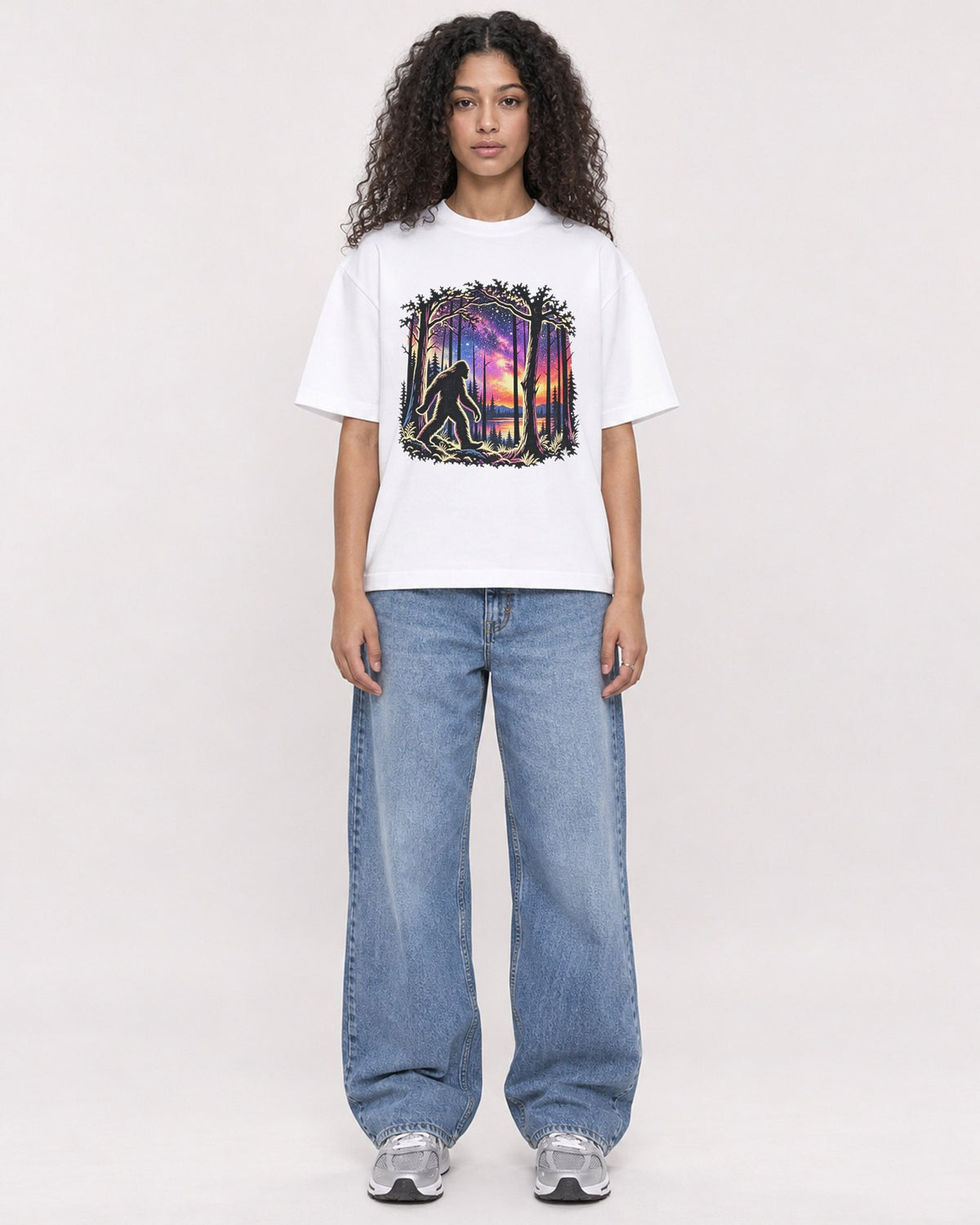 Mockup Boxy Heavyweight Tee White female full-body 10