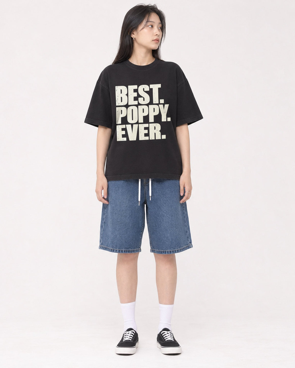 Mockup Boxy Heavyweight Tee Black female full-body 01