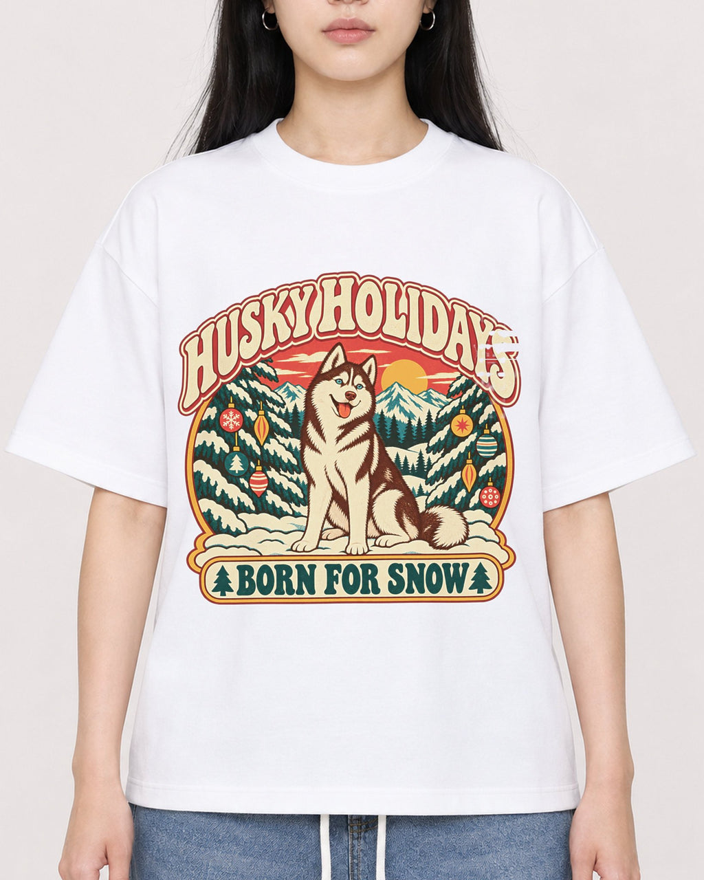 Mockup Boxy Heavyweight Tee White female close-up 01