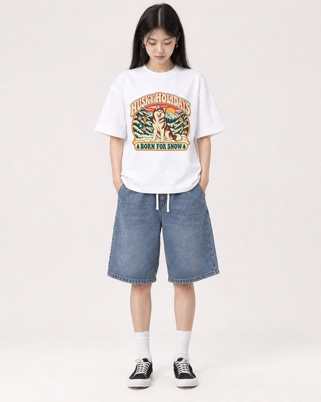 Mockup Boxy Heavyweight Tee White female full-body 01