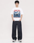 Mockup Boxy Heavyweight Tee White male full-body 01