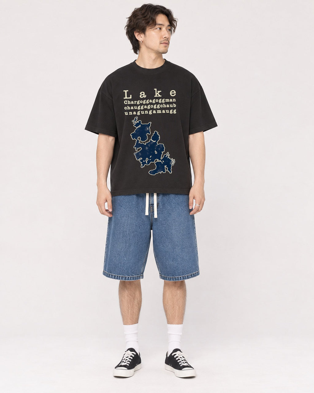 Mockup Boxy Heavyweight Tee Black male full-body 03