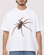 Mockup Boxy Heavyweight Tee White male close-up 02