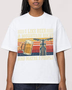 Mockup Boxy Heavyweight Tee White female close-up 04