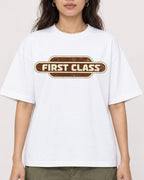 Mockup Boxy Heavyweight Tee White female close-up 02