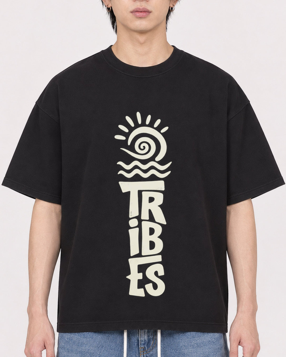Mockup Boxy Heavyweight Tee Black male close-up 11