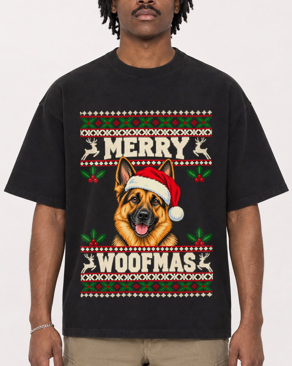 Mockup Boxy Heavyweight Tee Black male close-up 04