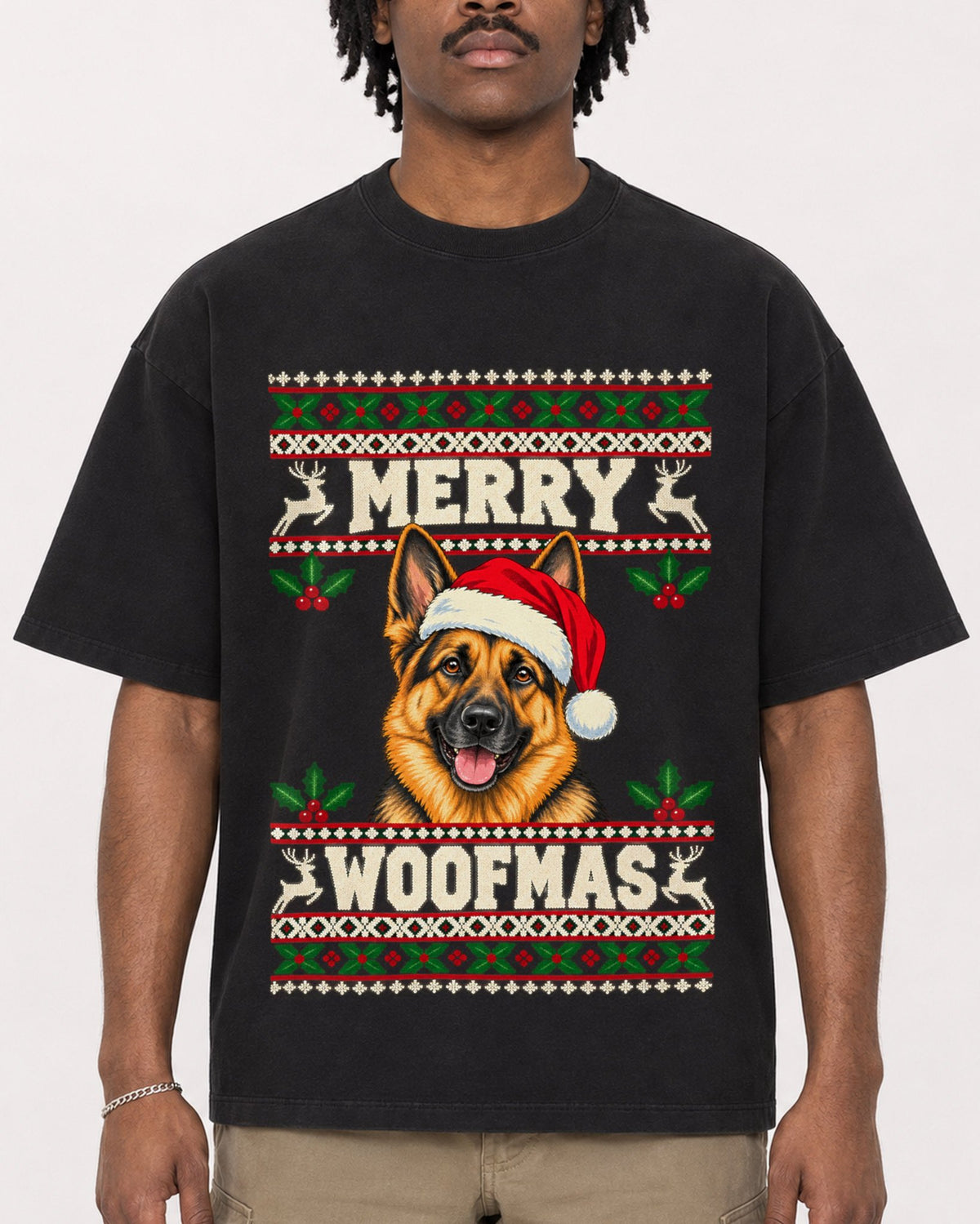 Mockup Boxy Heavyweight Tee Black male close-up 04