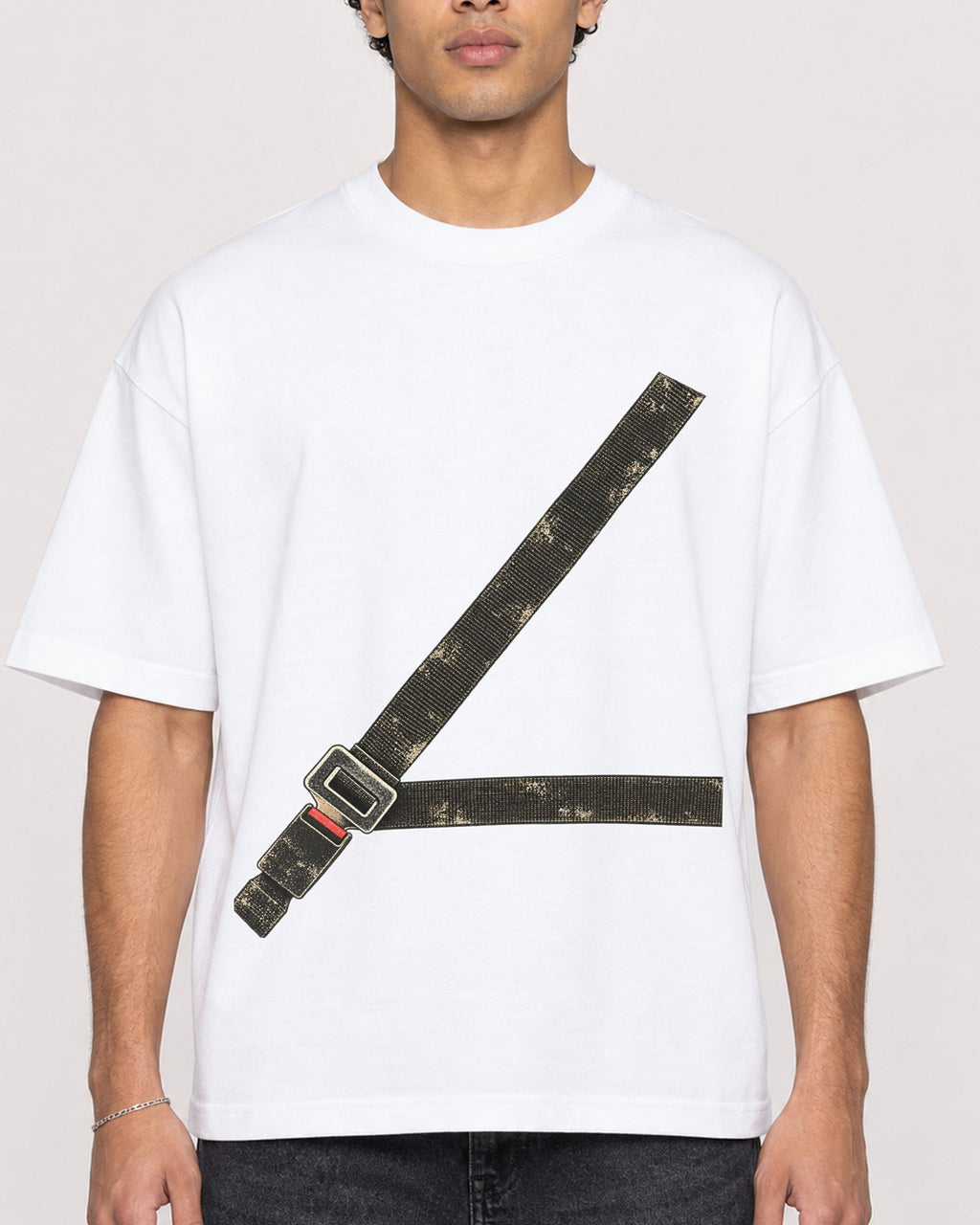 Mockup Boxy Heavyweight Tee White male close-up 10