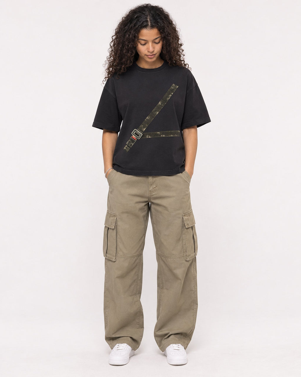 Mockup Boxy Heavyweight Tee Black female full-body 10
