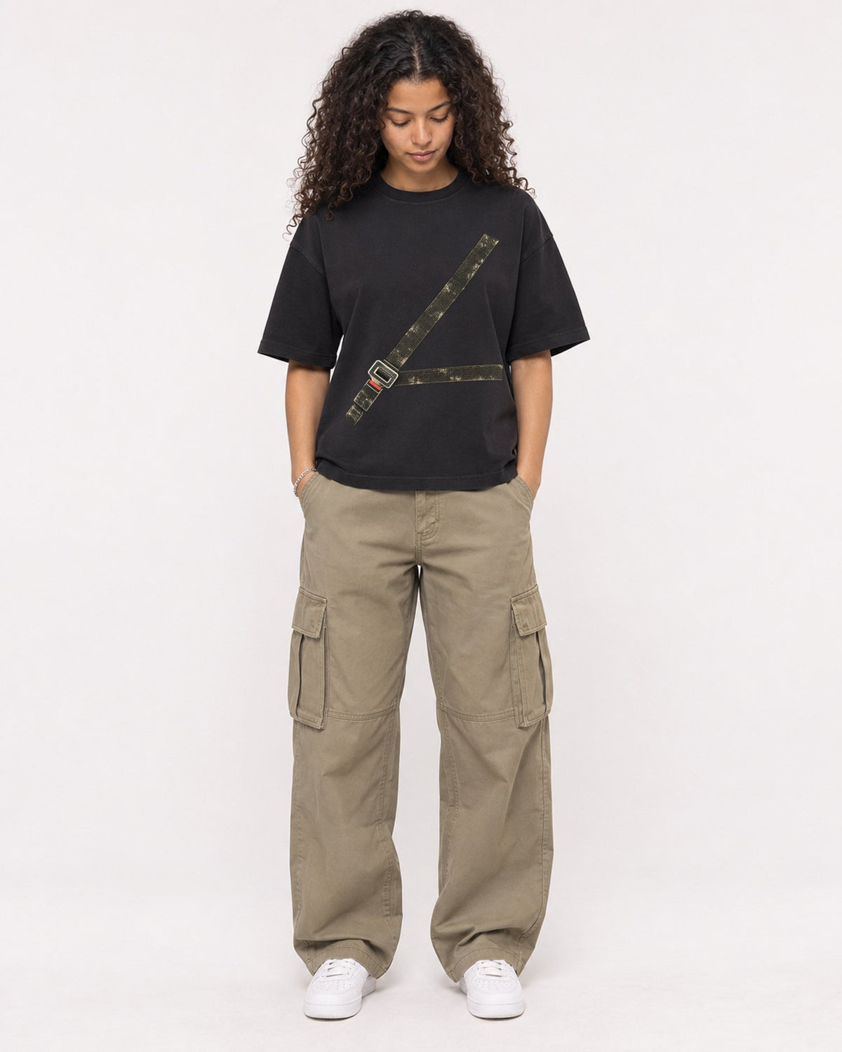 Mockup Boxy Heavyweight Tee Black female full-body 10