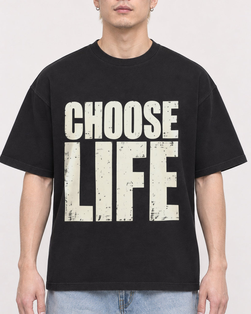 Mockup Boxy Heavyweight Tee Black male close-up 33