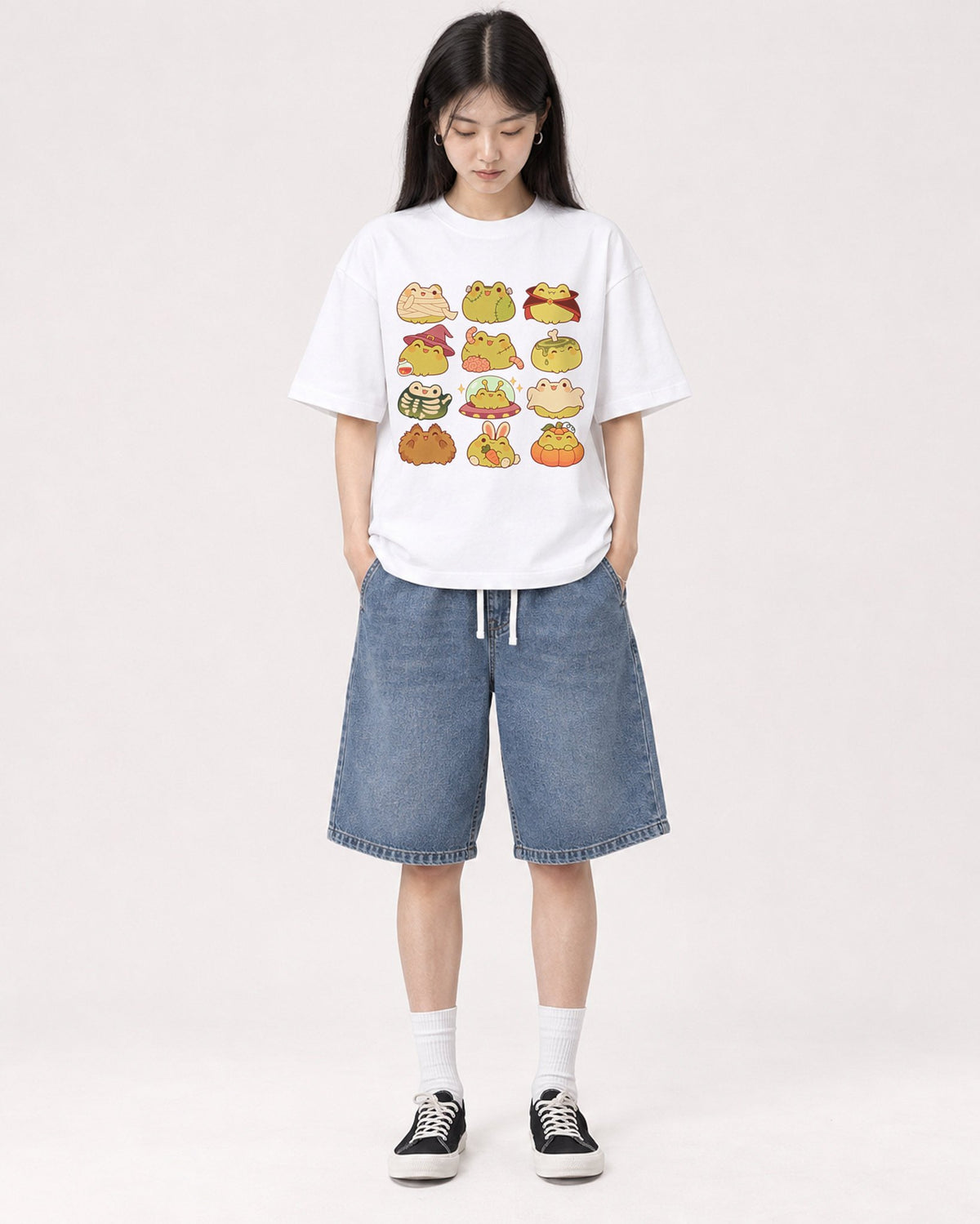 Mockup Boxy Heavyweight Tee White female full-body 01