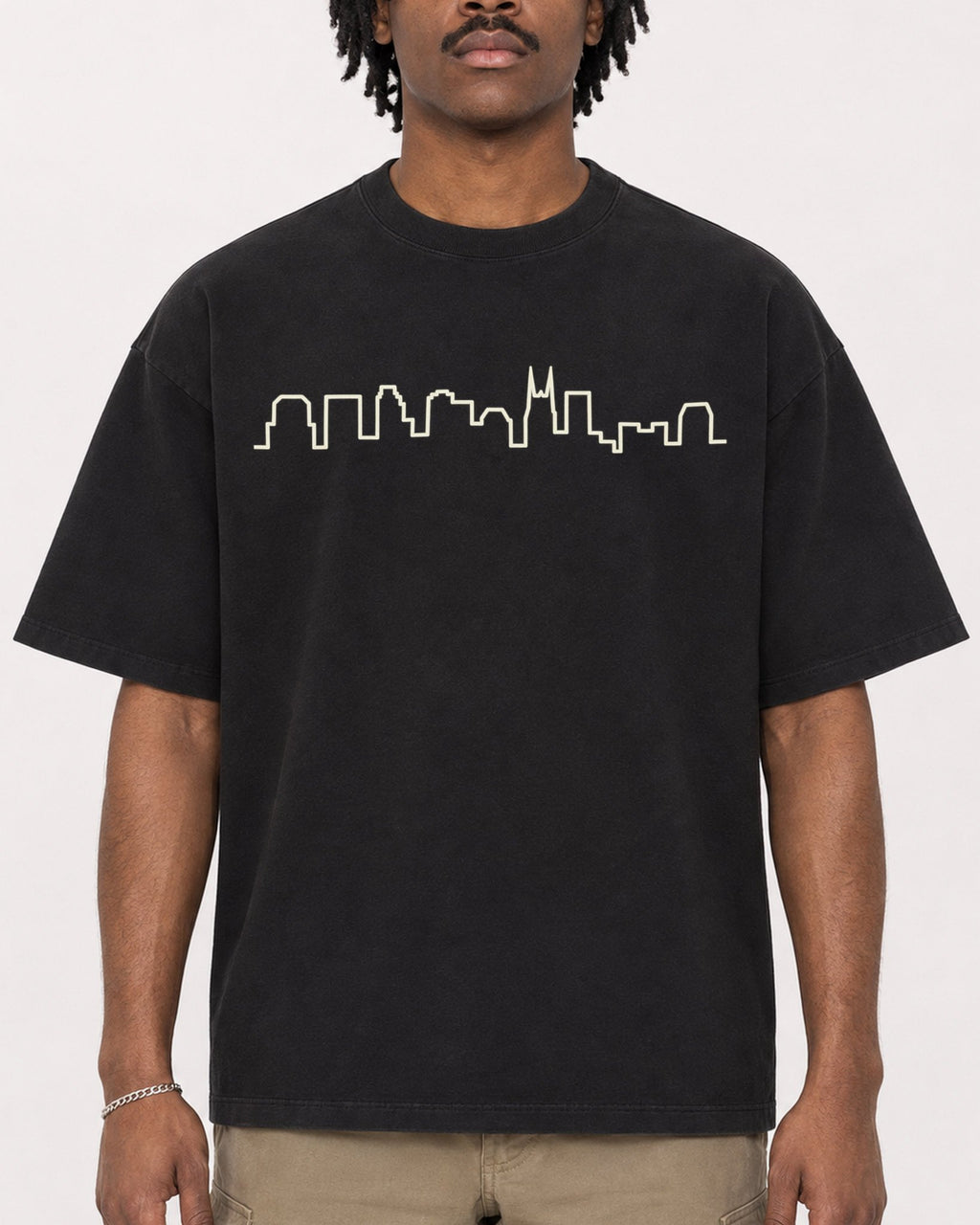 Mockup Boxy Heavyweight Tee Black male close-up 04