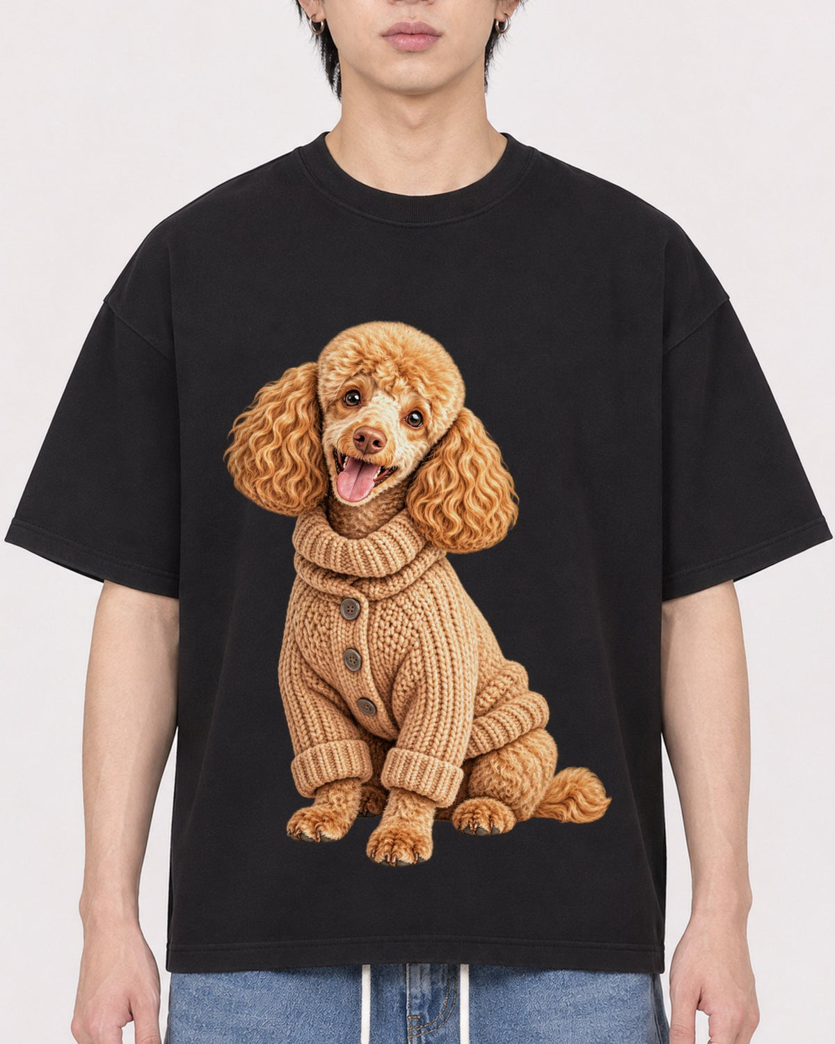 Mockup Boxy Heavyweight Tee Black male close-up 11