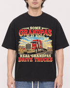 Mockup Boxy Heavyweight Tee Black male close-up 03