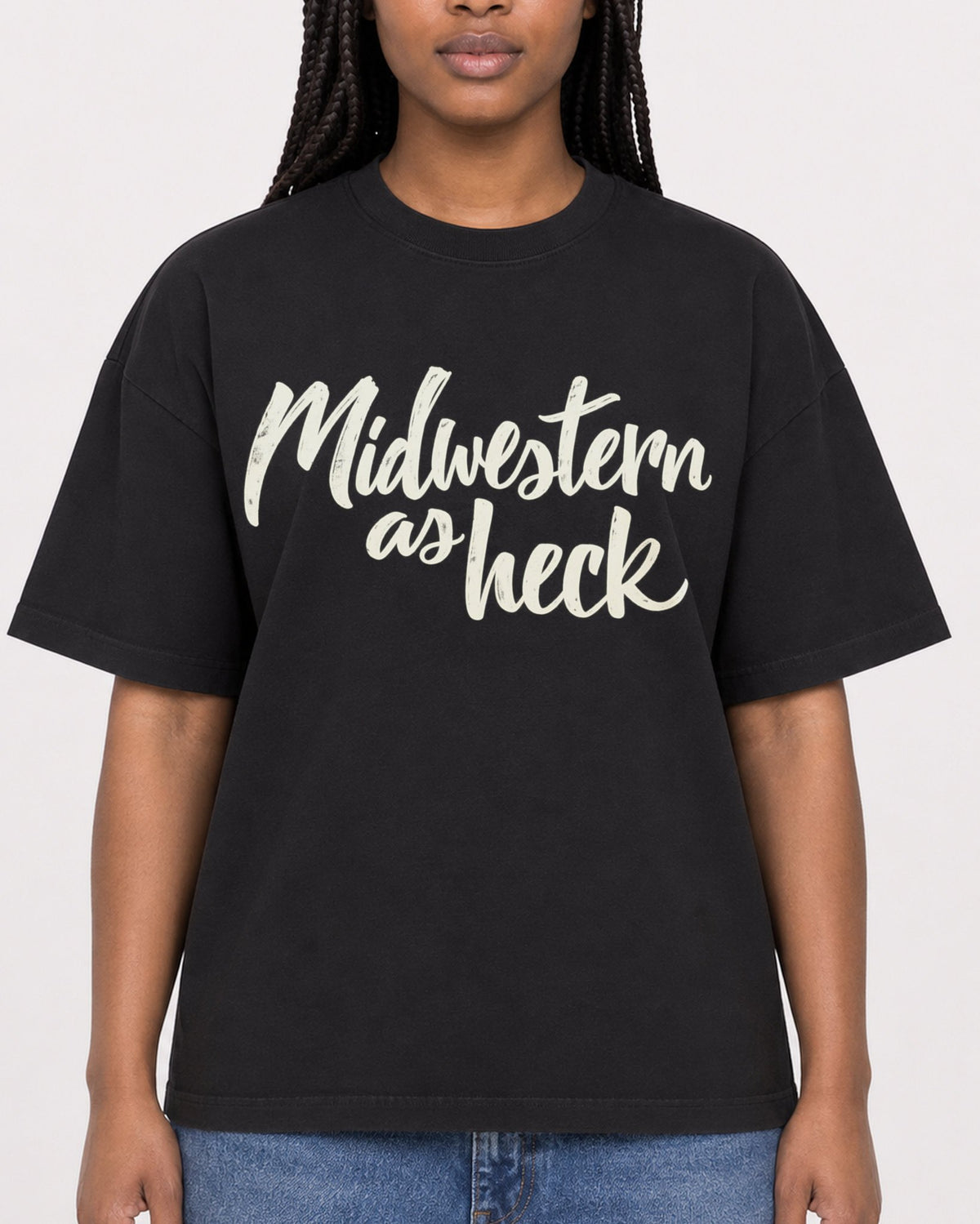 Mockup Boxy Heavyweight Tee Black female close-up 04