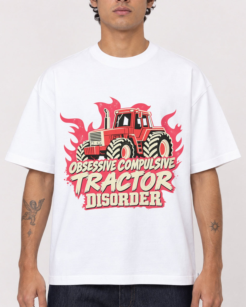 Mockup Boxy Heavyweight Tee White male close-up 06