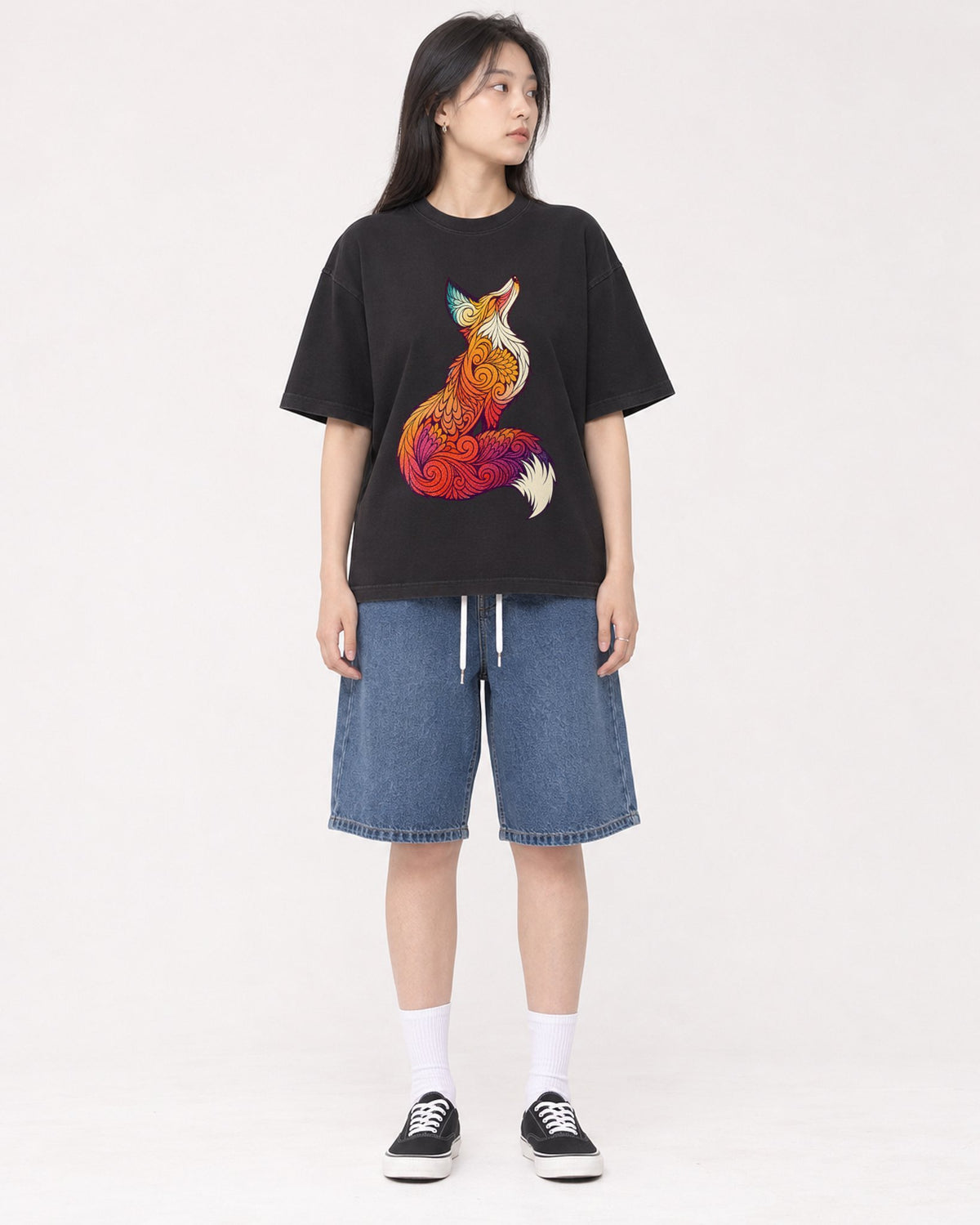 Mockup Boxy Heavyweight Tee Black female full-body 01