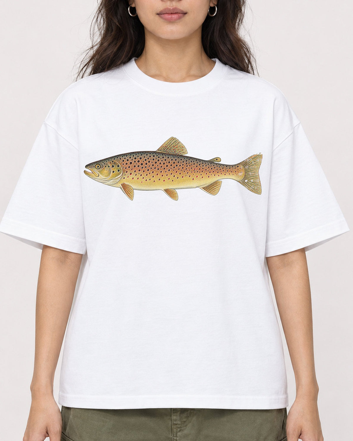 Mockup Boxy Heavyweight Tee White female close-up 02