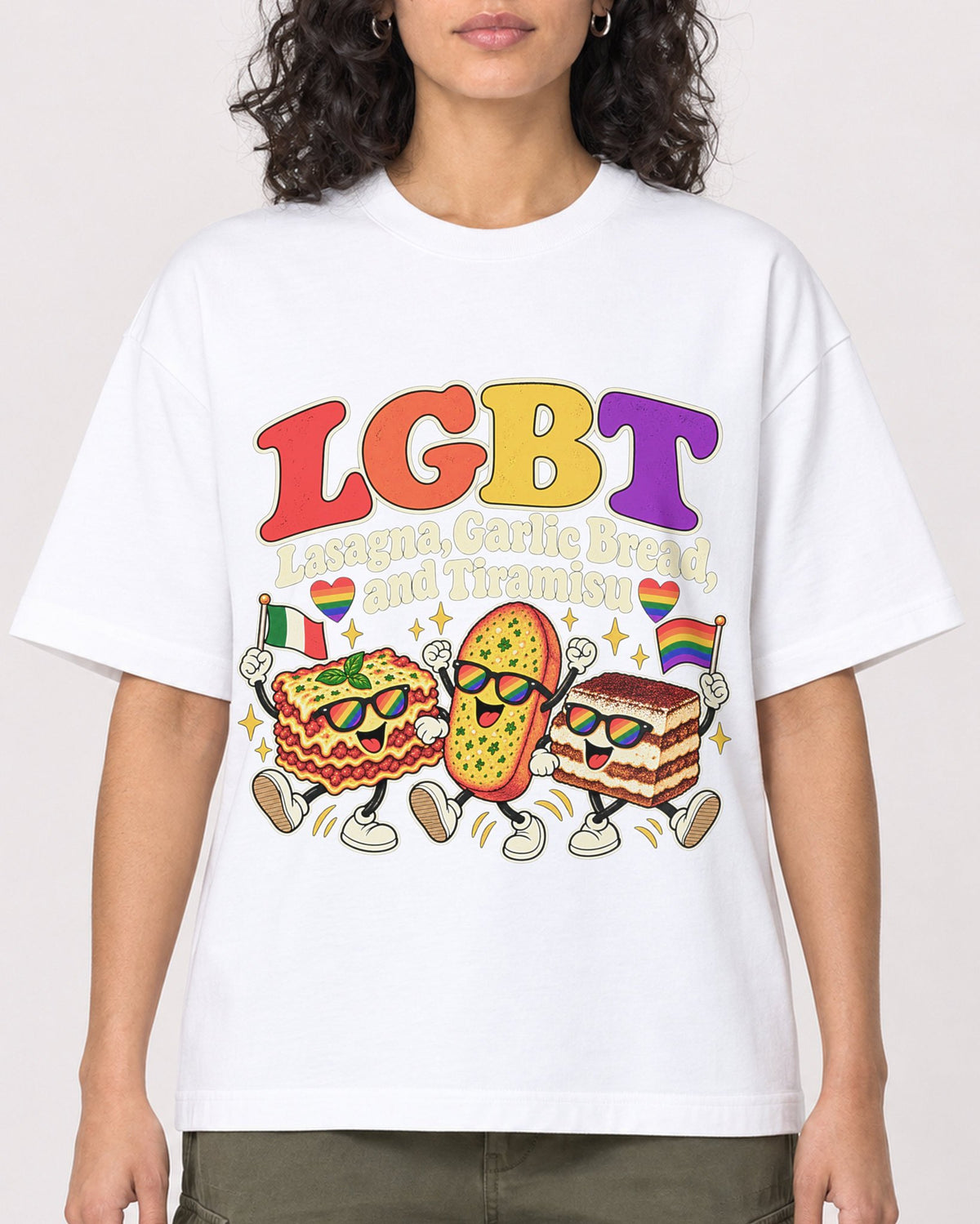Mockup Boxy Heavyweight Tee White female close-up 27