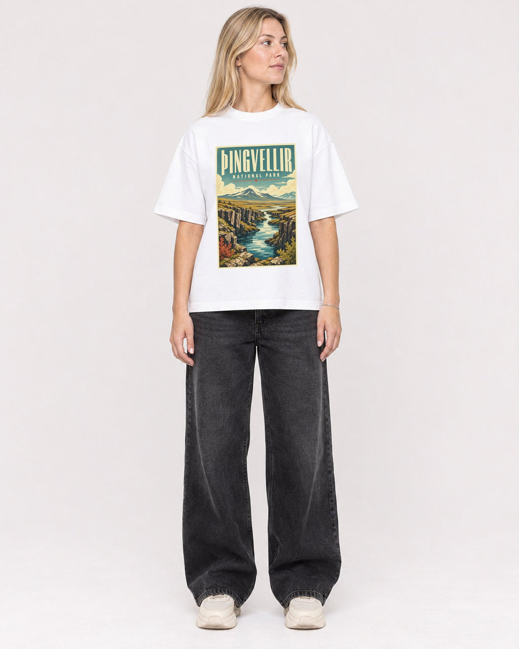 Mockup Boxy Heavyweight Tee White female full-body 08