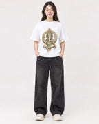 Mockup Boxy Heavyweight Tee White female full-body 03