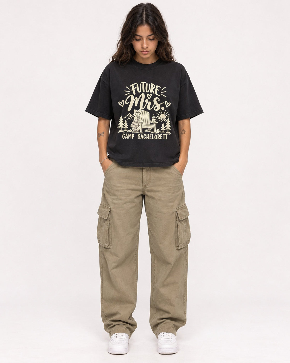 Mockup Boxy Heavyweight Tee Black female full-body 06