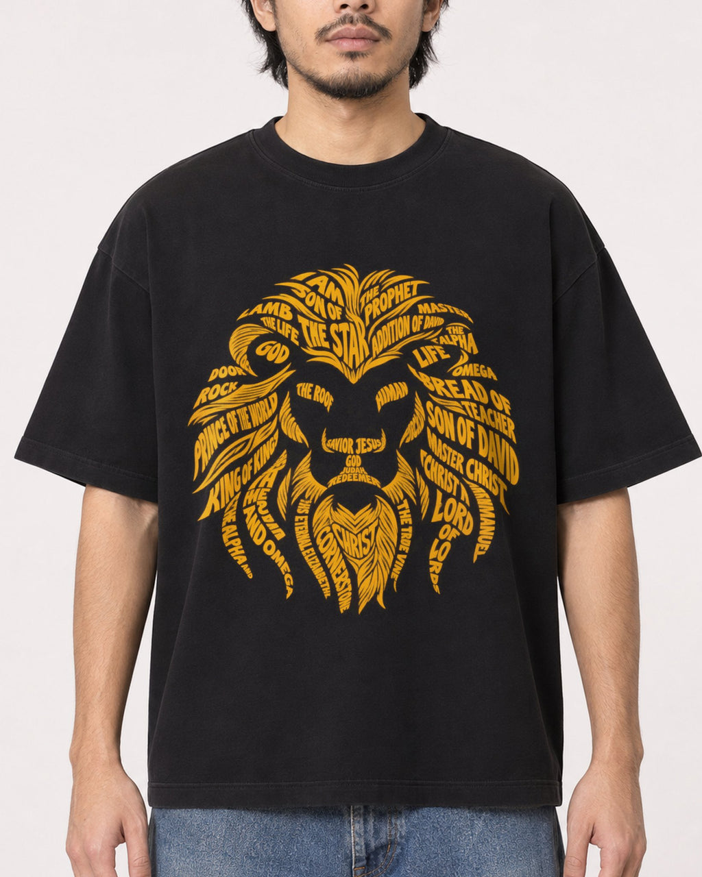 Mockup Boxy Heavyweight Tee Black male close-up 22