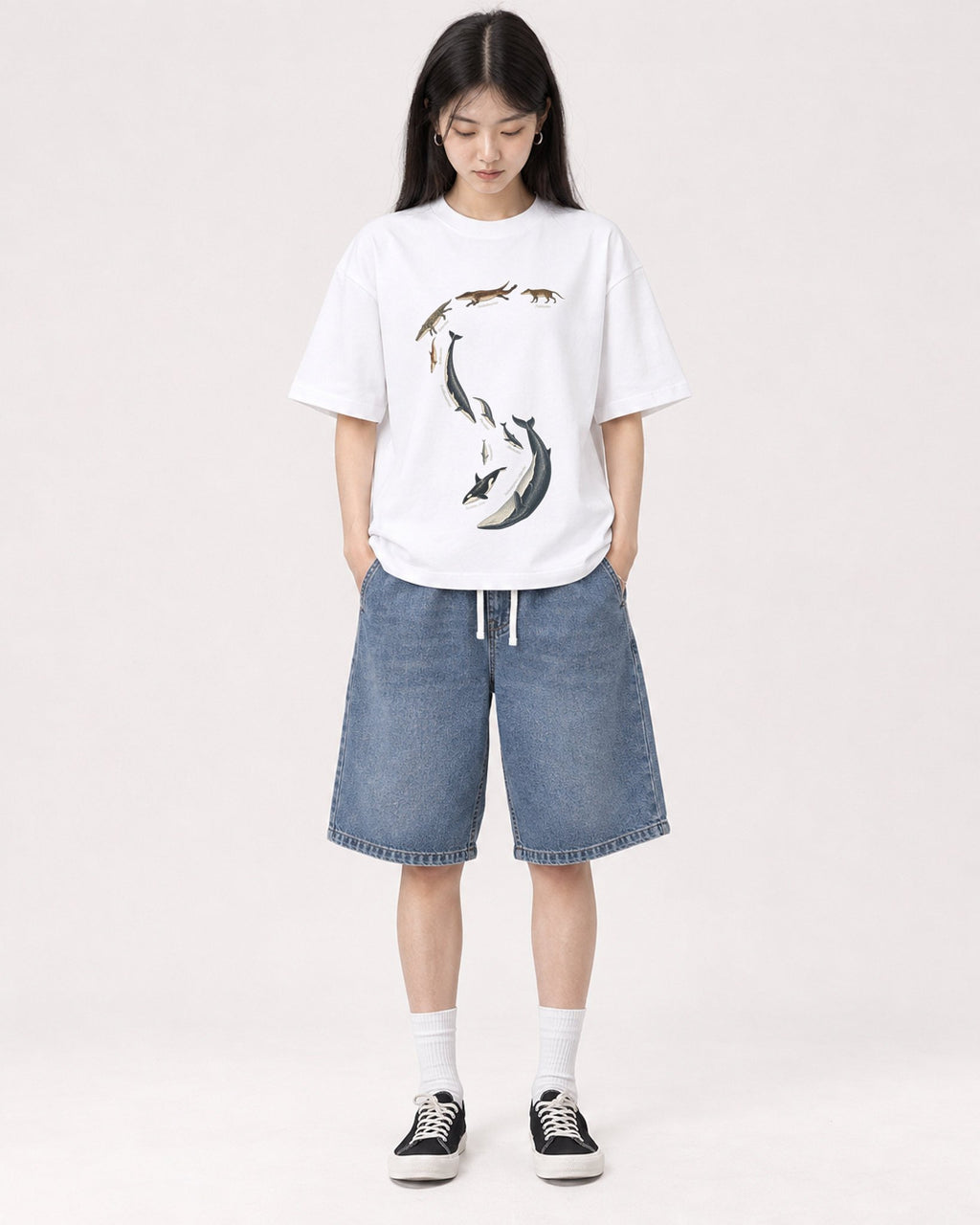 Mockup Boxy Heavyweight Tee White female full-body 01