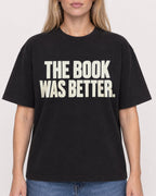 Mockup Boxy Heavyweight Tee Black female close-up 08