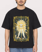 Mockup Boxy Heavyweight Tee Black male close-up 02