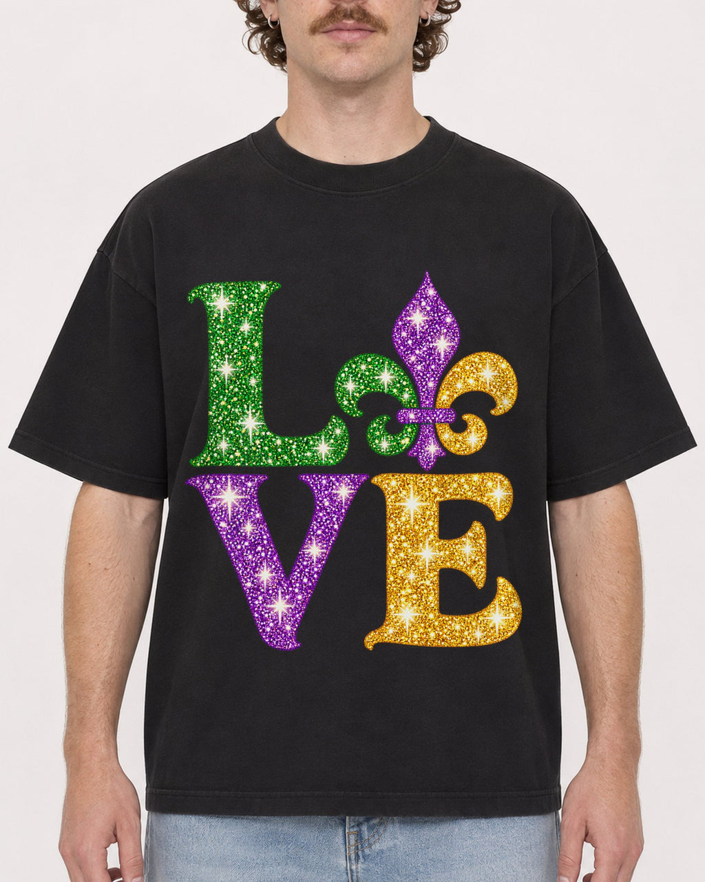 Mockup Boxy Heavyweight Tee Black male close-up 09