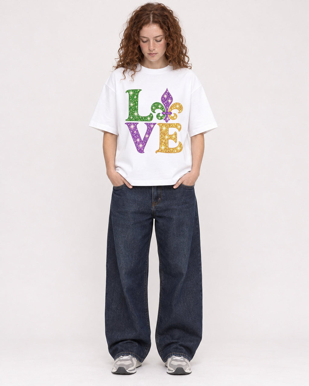 Mockup Boxy Heavyweight Tee White female full-body 09