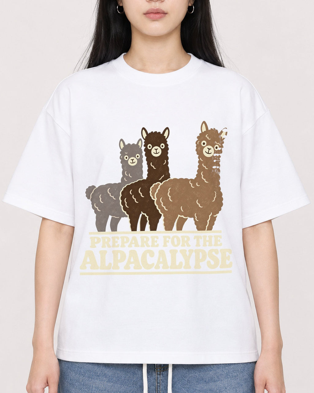 Mockup Boxy Heavyweight Tee White female close-up 01