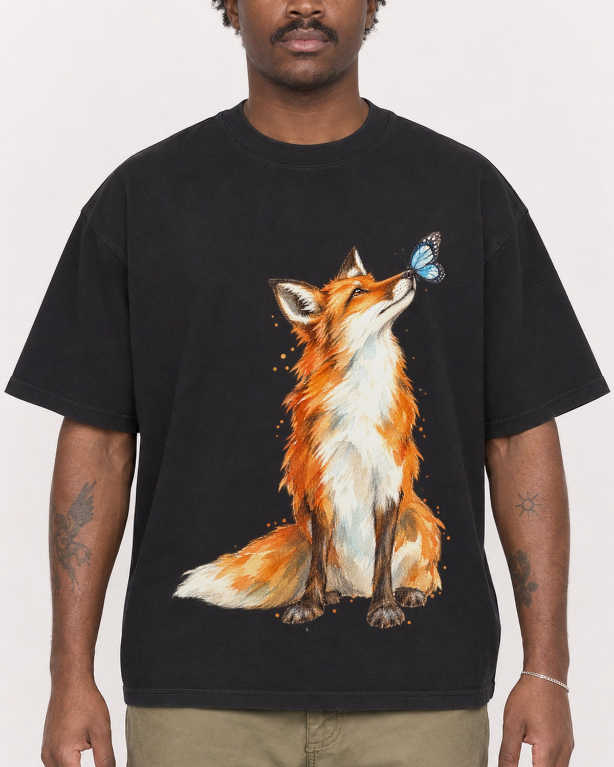 Mockup Boxy Heavyweight Tee Black male close-up 24