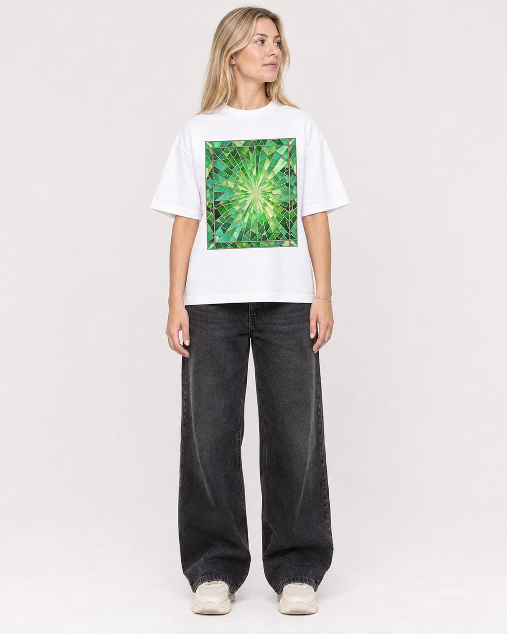 Mockup Boxy Heavyweight Tee White female full-body 08