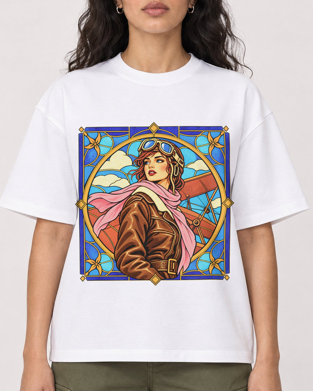 Mockup Boxy Heavyweight Tee White female close-up 07